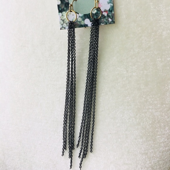 Urban Outfitters Jewelry - Urban Outfitters Golden Circle Duster Earrings